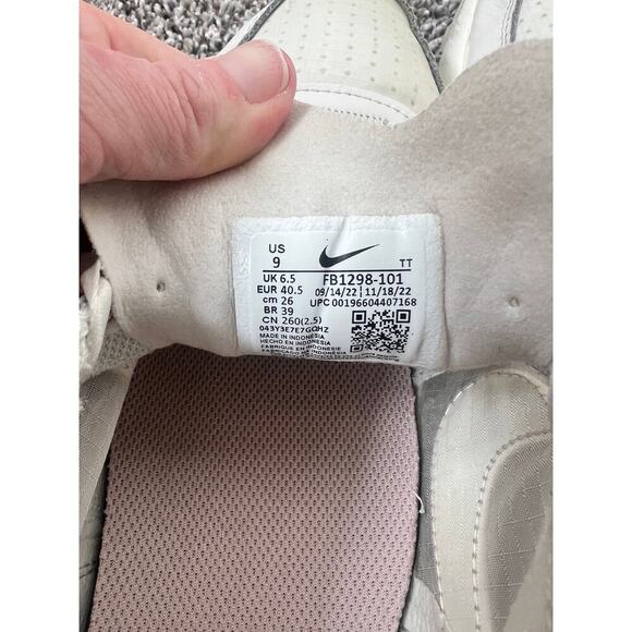 Nike Waffle one rose gold women's size 9 - Picture 6 of 7